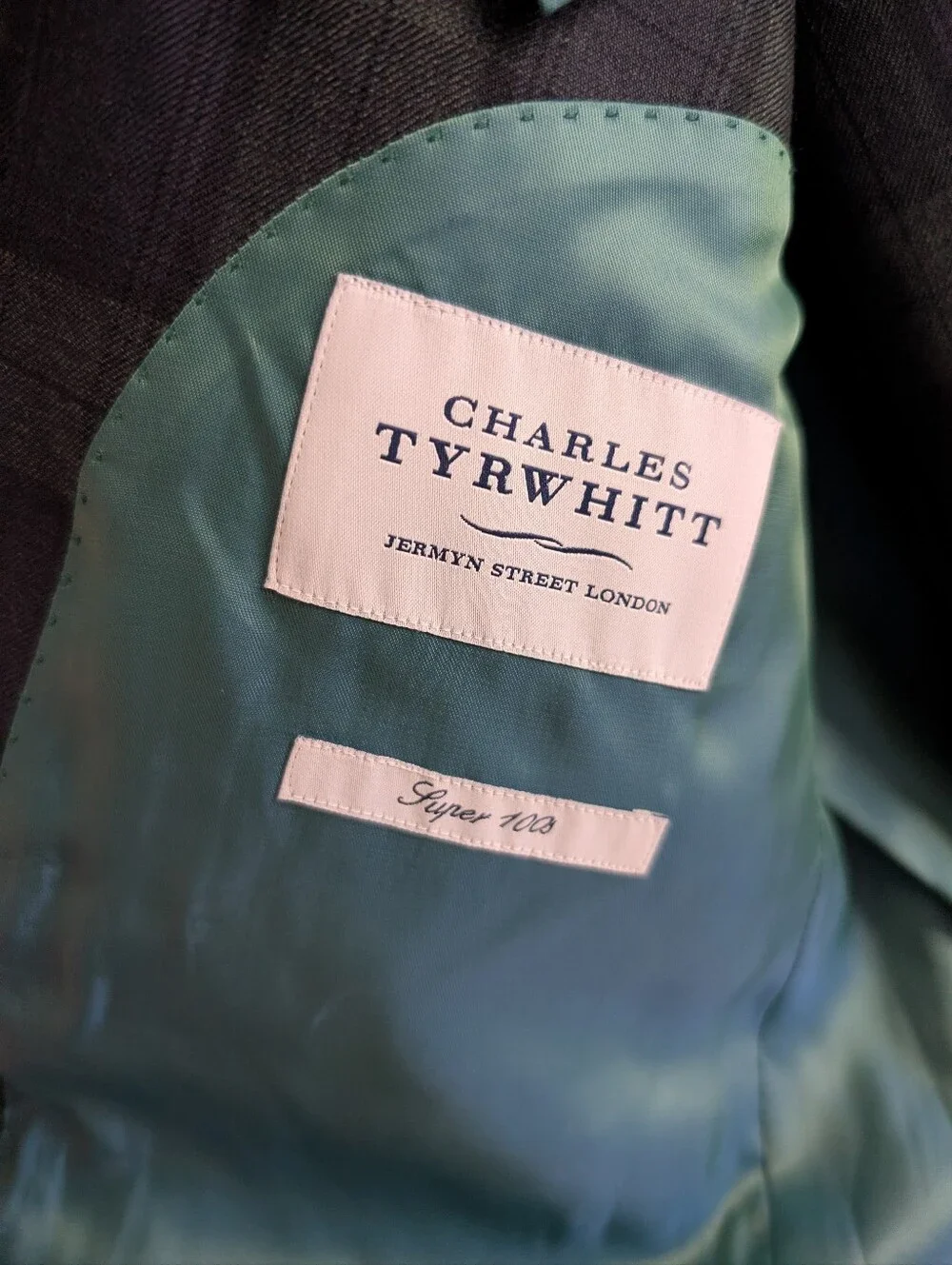 NWOT Charles Tyrwhitt Full Navy and Dark Green Super 100s Plaid Suit